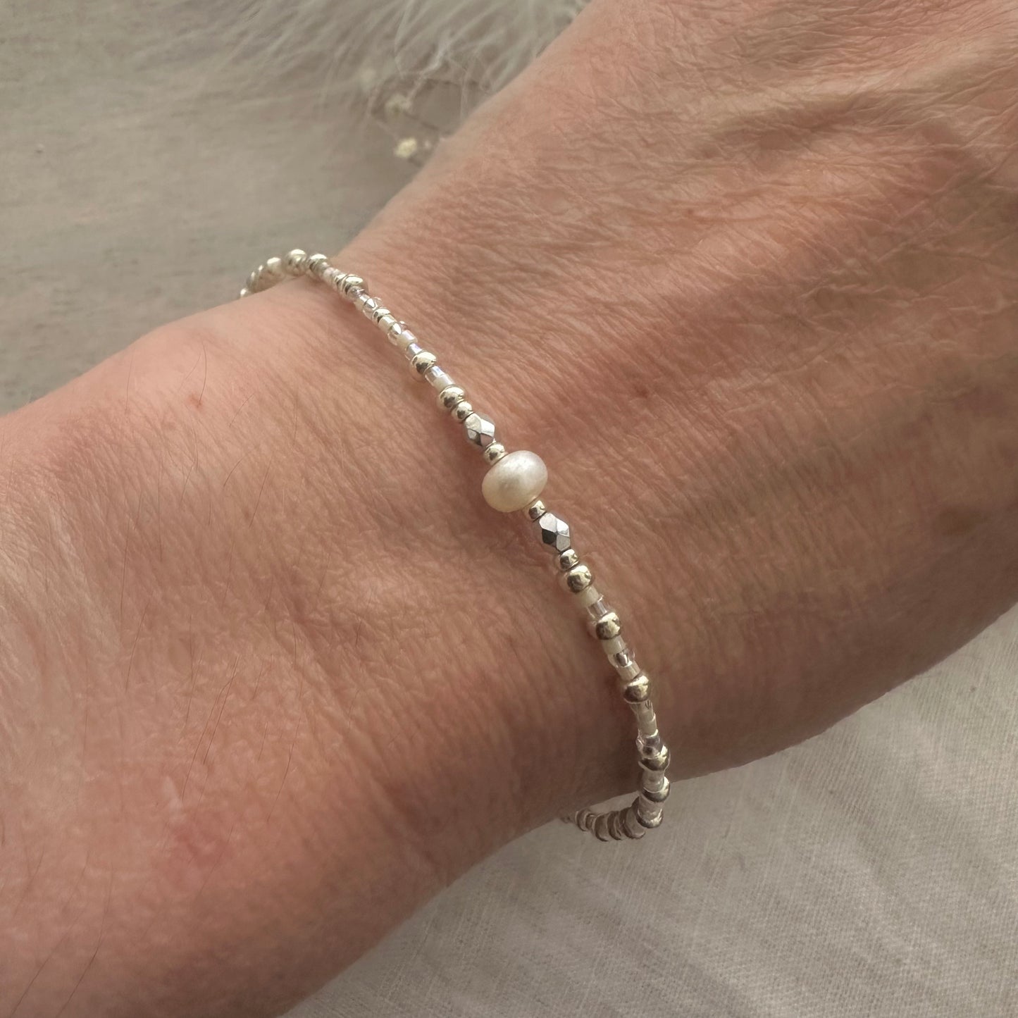 Pearl Bracelet with seed beads