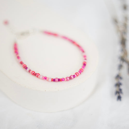 Thin Pink Bracelet with seed beads Shades of Pink