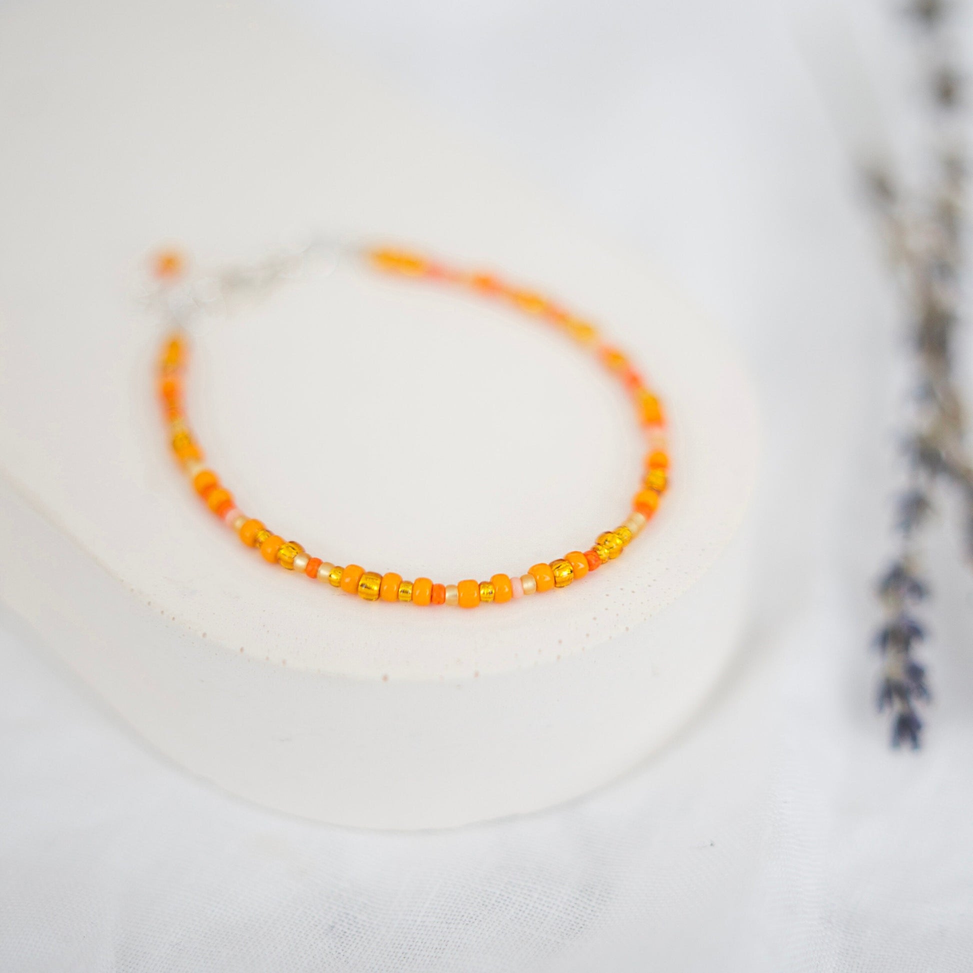 Thin Orange Bracelet with seed beads Shades of Orange