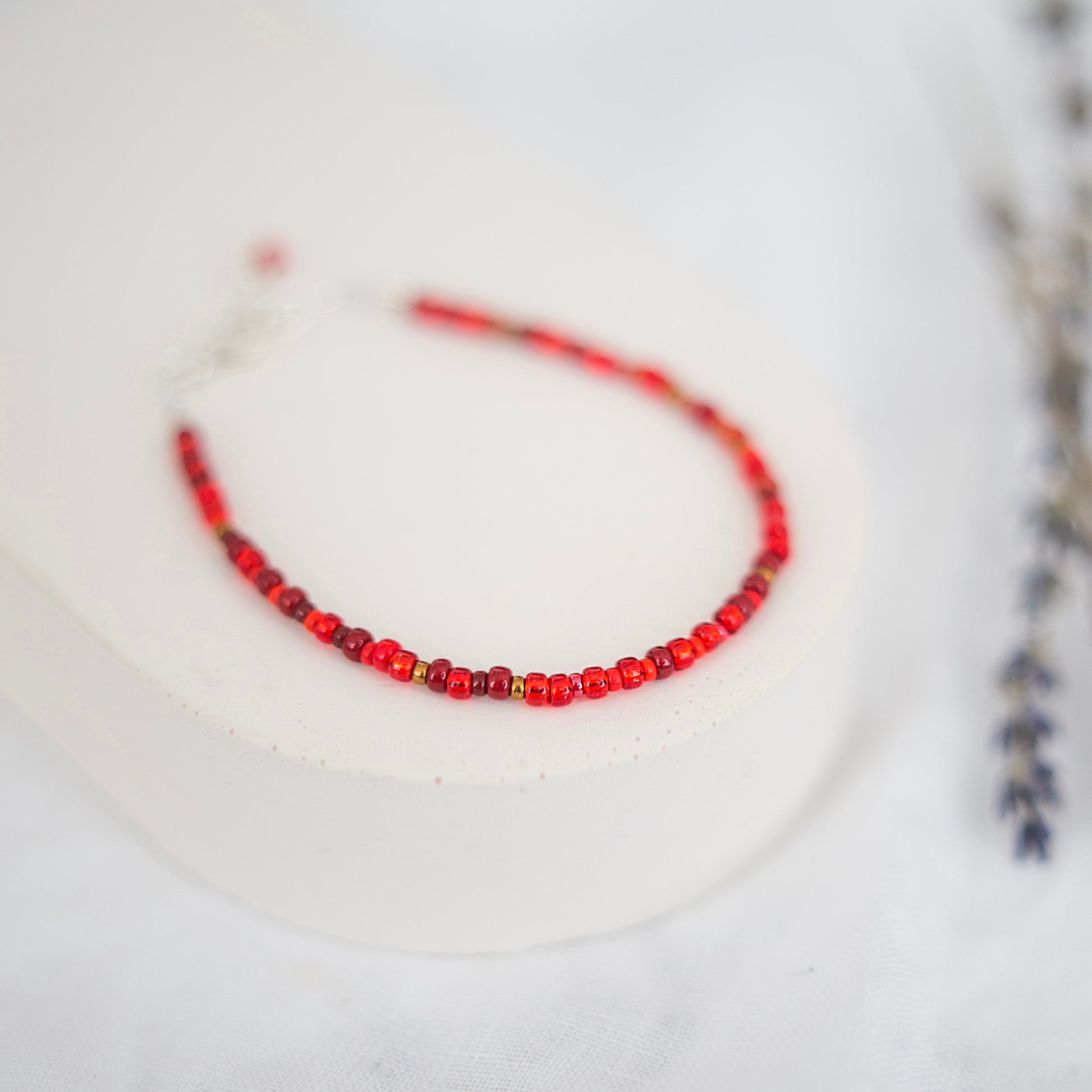 Thin Red Bracelet with seed beads Shades of Red
