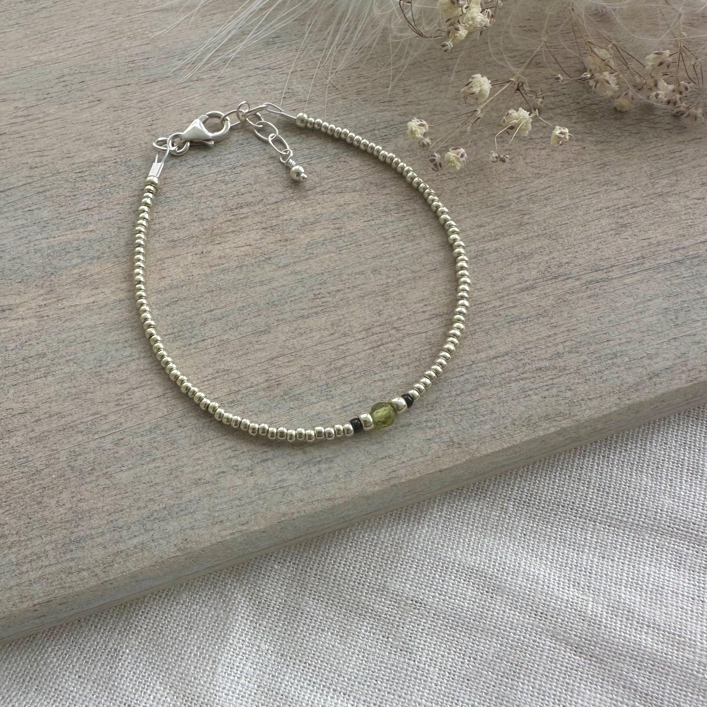 August Birthstone seed bead bracelet, peridot jewellery